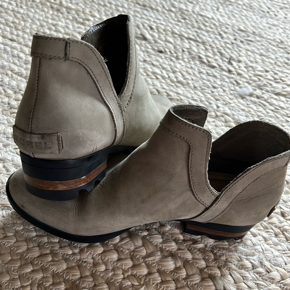 Sorel Booties Size 8